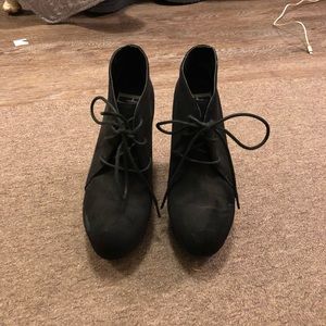 Elle Black booties wedges